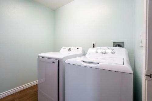 Spacious 4 Bedroom With Ev Charger Bbq Foosball