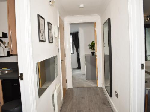 Pass The Keys Centrally Located Apartment With Large Balcony