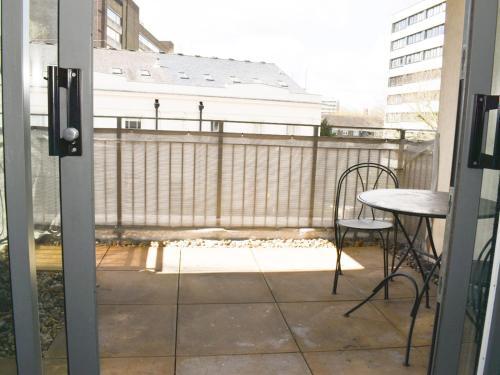 Pass The Keys Centrally Located Apartment With Large Balcony