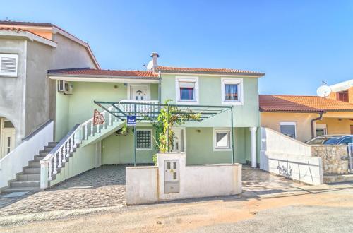 Apartmani Marin-po?esi 182