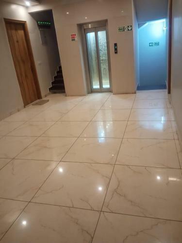 Spot On 86029 Yash Hotel