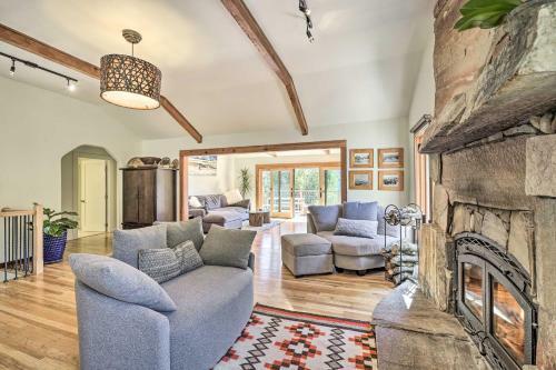 Lovely Los Gatos Escape With Decks And Mtn Views!