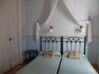 Hostal Center Inn