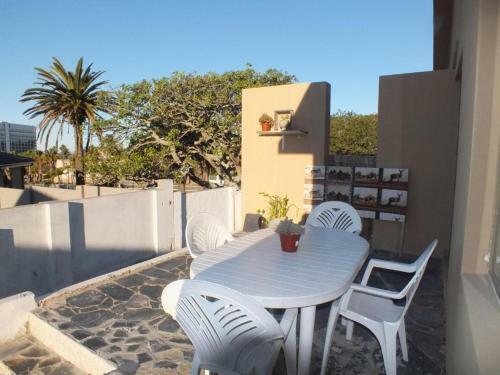 Hostal Aloha Africa Guest House