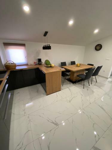 Villa Holiday Home ?marko? With Heated Pool!