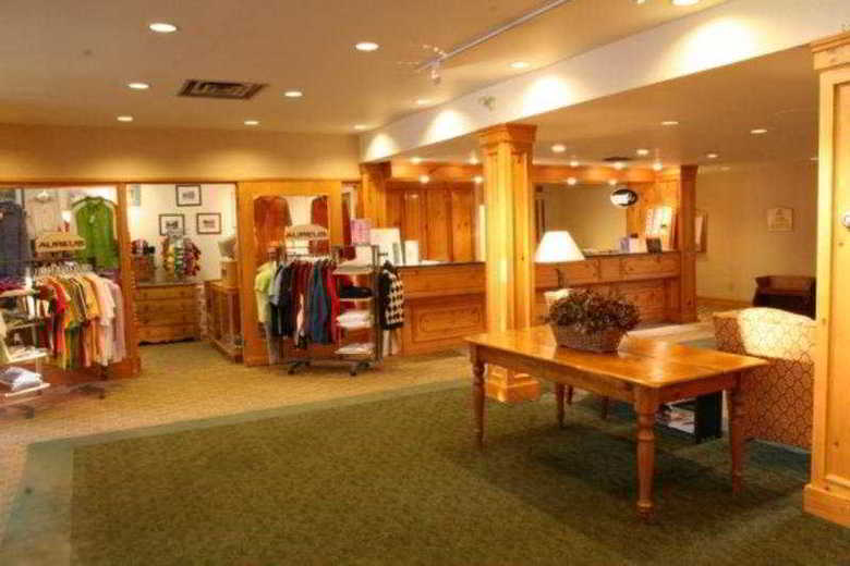 Hotel Delta Pinestone Resort - Delta Room