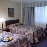 Hotel Coast Canadian Inn