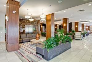 Hotel Coast Canadian Inn
