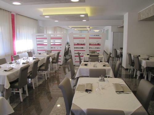 Hotel Scaran�