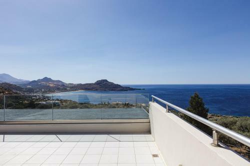 Fotinari Livadia Villa With Exclusive Sea View