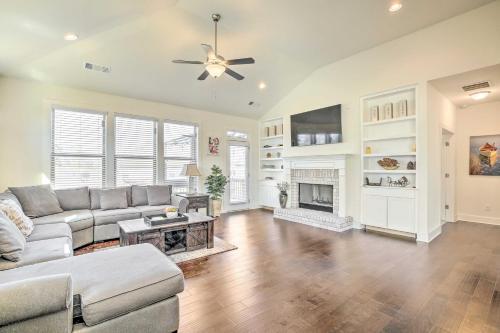 Peaceful Lawrenceville Home About 2 Mi To I-85!