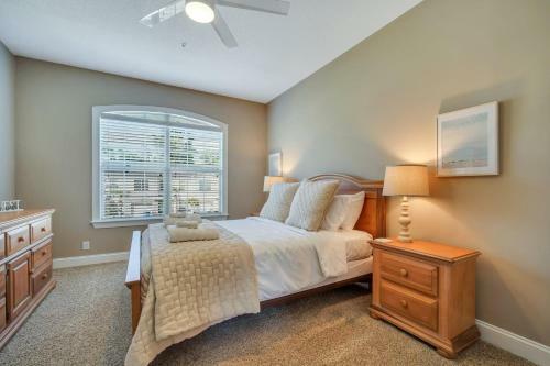 Waterside Retreat - Tons Of Amenities, Close To Everything!