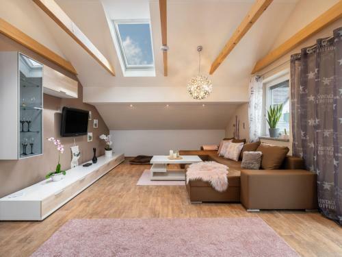 Inviting Apartment In Glei�enberg With Garden
