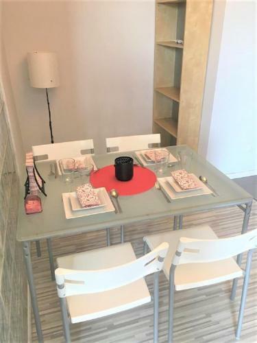 Secret Apartament 3 Pozna?