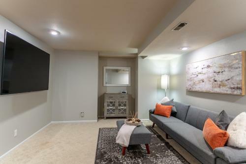 Tranquility Base - Family Fun Modern Farm House