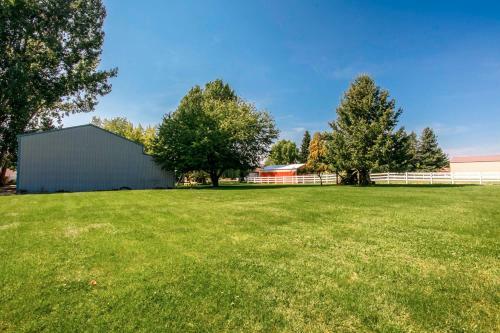 Tranquility Base - Family Fun Modern Farm House