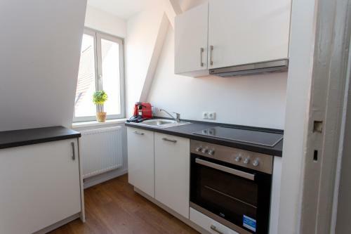 Full House Apartment Hotel