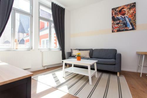 Full House Apartment Hotel