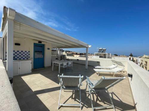 Apartamento Appartamenti Le Tre Isole Con Terrazza Vista Mare