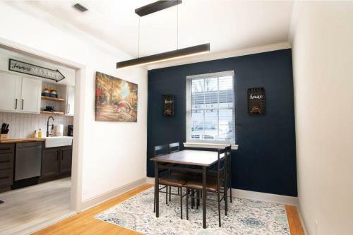 Apartamento 2 Br Th Near Uofm, Golf Course, Shopping, Dining