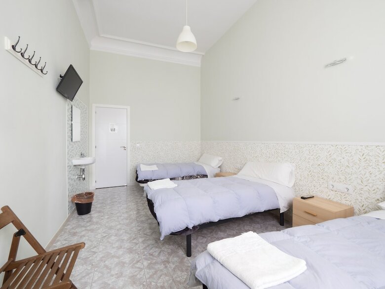 Hostal Pensi�n Apolo XI
