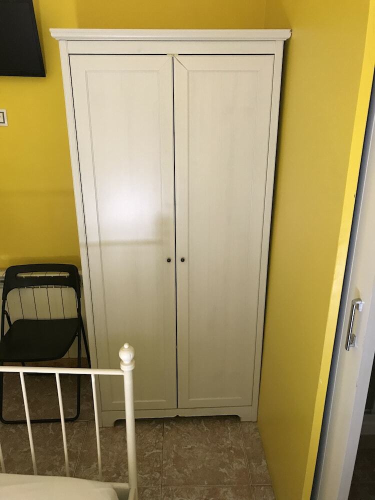 Hostal Pensi�n Apolo XI