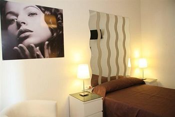 Hostal Room Pride