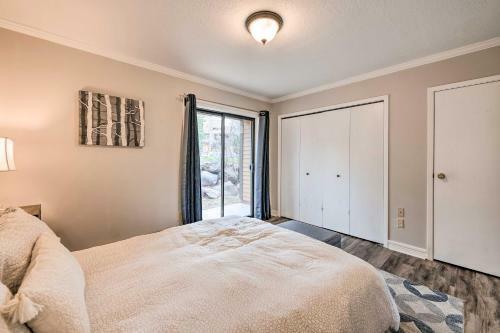 Apartamento Chic Eden Condo With Pool Access Less Than 5 Mi To Ski!