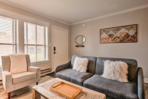 Apartamento Chic Eden Condo With Pool Access Less Than 5 Mi To Ski!