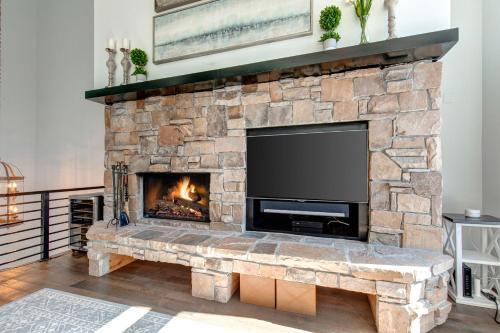 Glamorous Gallivan Loop