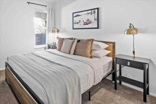 Apartamento Cozy Top Floor Condo With Mountain Views