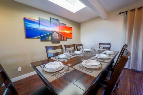 Modern Lake Hills Villa, Ideal Long Or Shared Stay