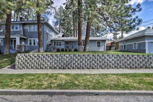 Centrally Located South Hill Apartment With Tv!