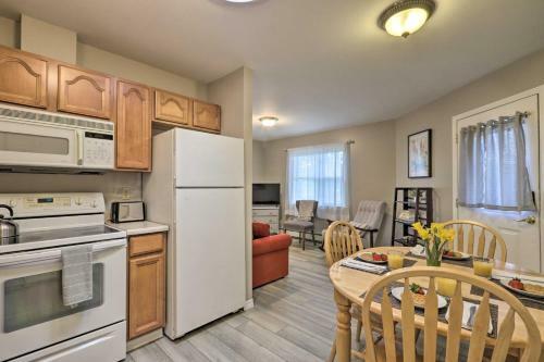 Centrally Located South Hill Apartment With Tv!