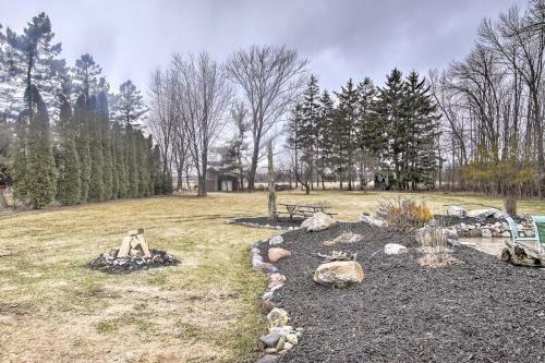 Sheboygan Home With Private Hot Tub And Fire Pit!