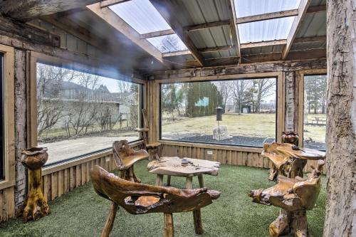 Sheboygan Home With Private Hot Tub And Fire Pit!