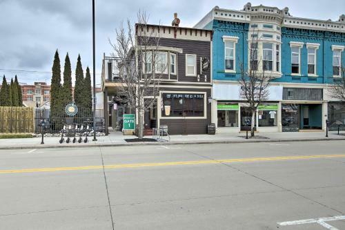 Downtown Sheboygan Apartment With Private Deck!