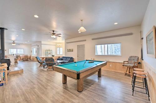 Stunning Star Valley Ranch Retreat On Golf Course!