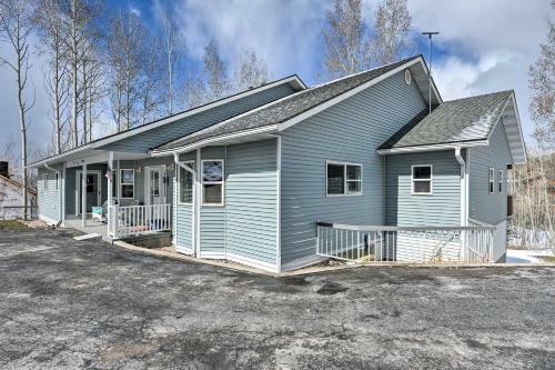 Stunning Star Valley Ranch Retreat On Golf Course!