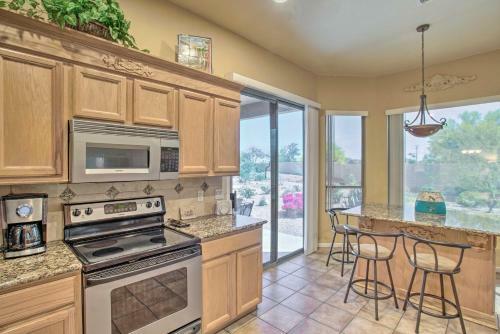 Homey Gold Canyon Abode And Community Amenities