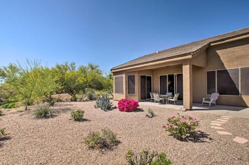 Homey Gold Canyon Abode And Community Amenities