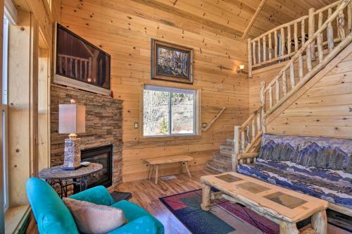 Whistling Woods Cabin Beautiful Meadow Views