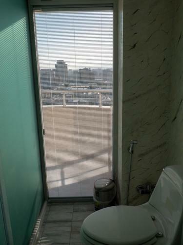 Boulevard Side Apartments