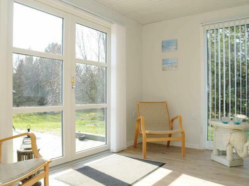 Three-bedroom Holiday Home In Bl�vand 34