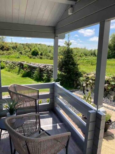 Countryside 2 Bedroom Log Cabin,spectacular Views.