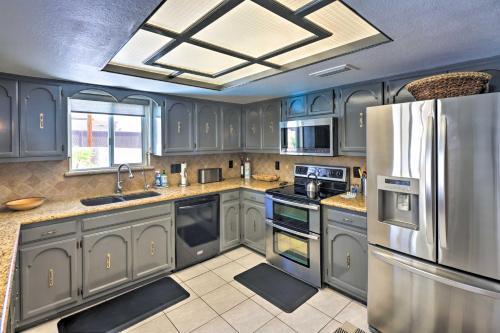 Lake Havasu Haven With Private Outdoor Oasis!
