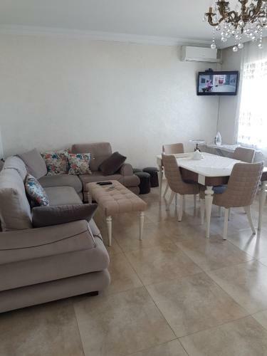Deluxe Apartment With Sea View