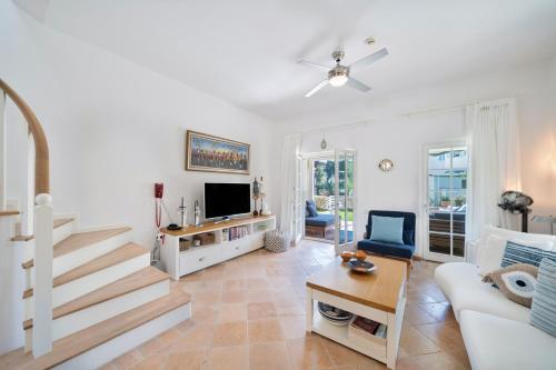 Portville Canal Side Villas 66 (3br)