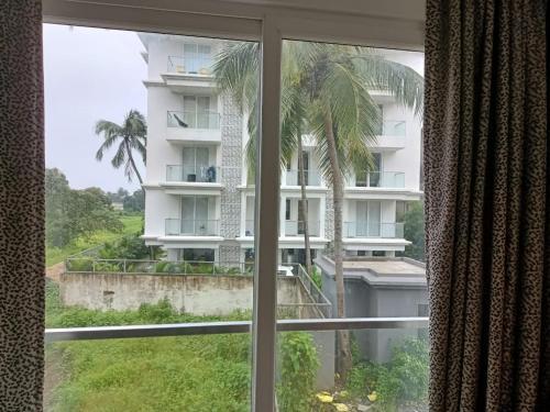 Modern Apartment In Calangute. Smart_spacious_pool