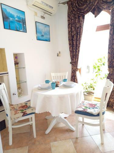 2 Rooms Apartament With Sea And Mountains Views